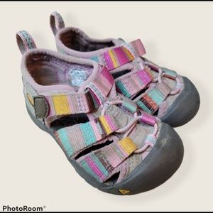 Keen Sandals Pink stripes size 6 toddler